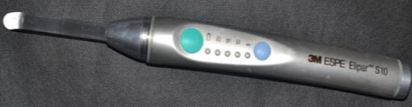 Figura 6 Lámpara Elipar S-10 3M.