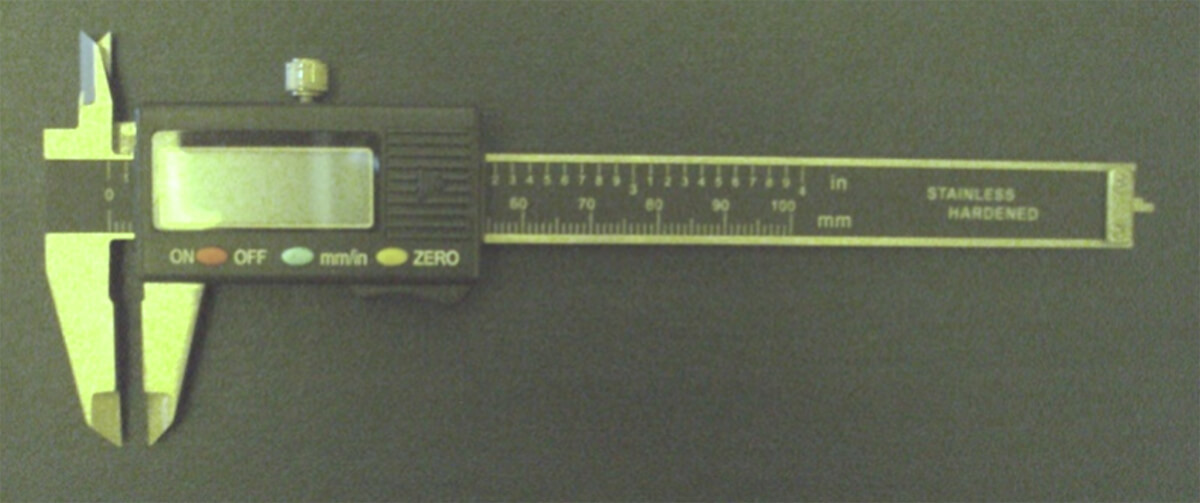 Fig 5 Calibrador digital utilizado para medir.