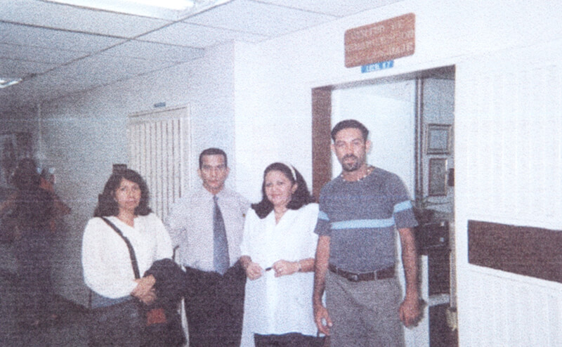 Directora del Centro de Rehabilitación del Lenguaje Catia, Lic. Petra Flores, Asistente Dental y estudiante del Curso de Ortodoncia de Preventiva Interceptiva y Ortopedia Dentofacial.